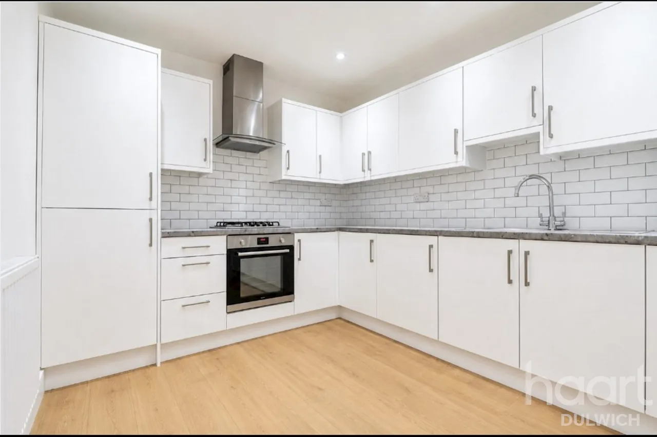 1 bed flat to rent, Rushey Green, SE6