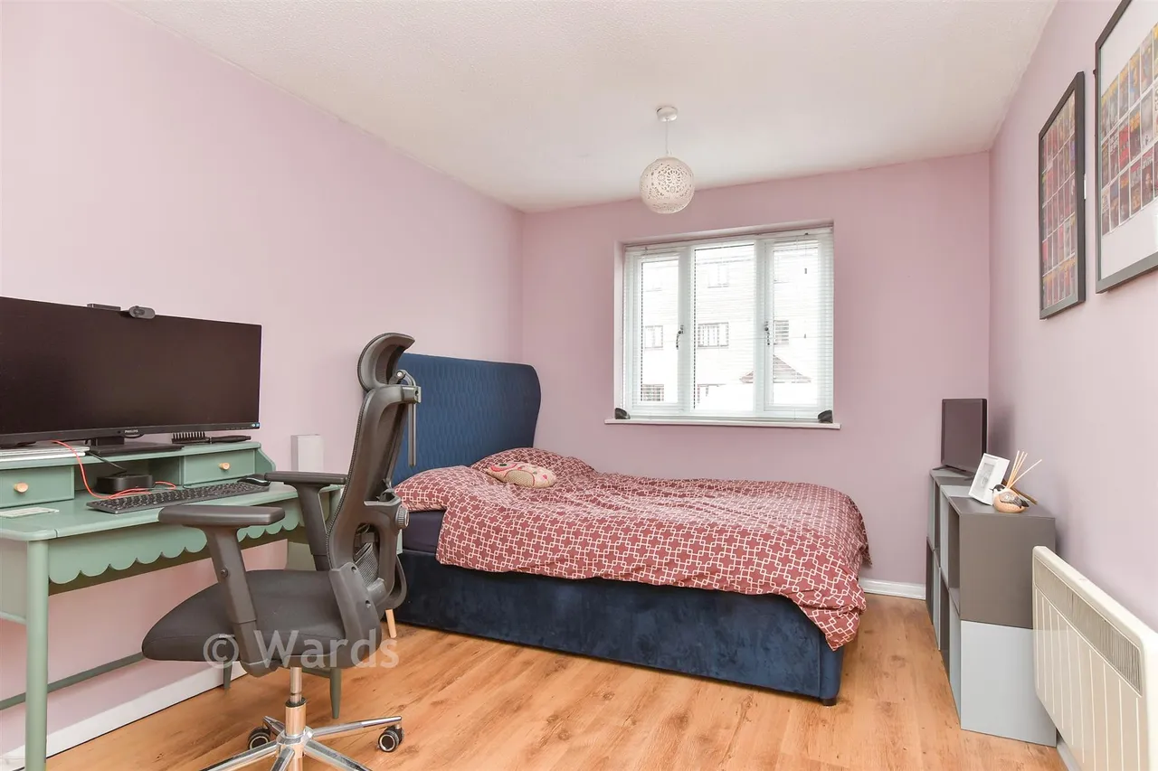 Woodfall Drive, Dartford, DA1, photo 6