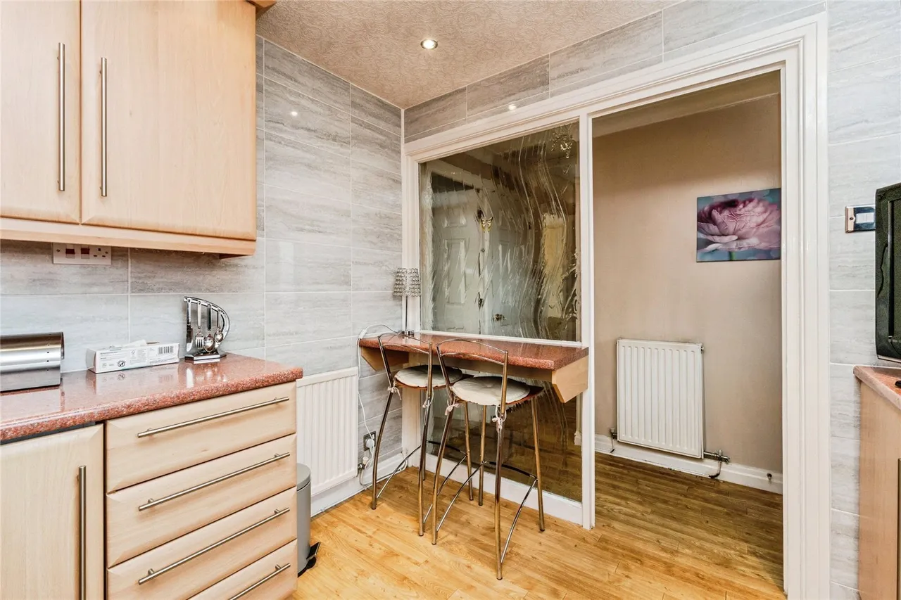 Adam Close, Cheadle Hulme, Cheadle, Greater Manchester, SK8, photo 7