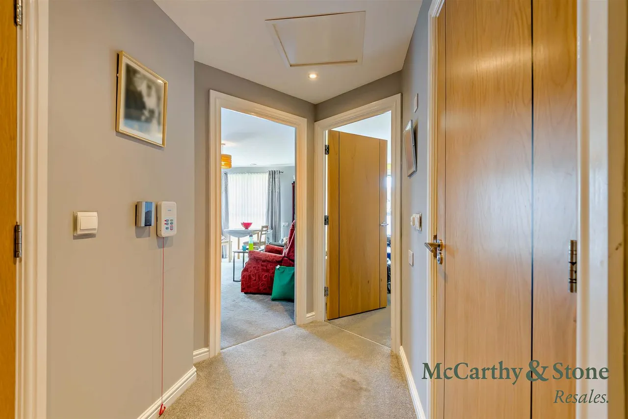 Westmead Lane, Chippenham, SN15, photo 8