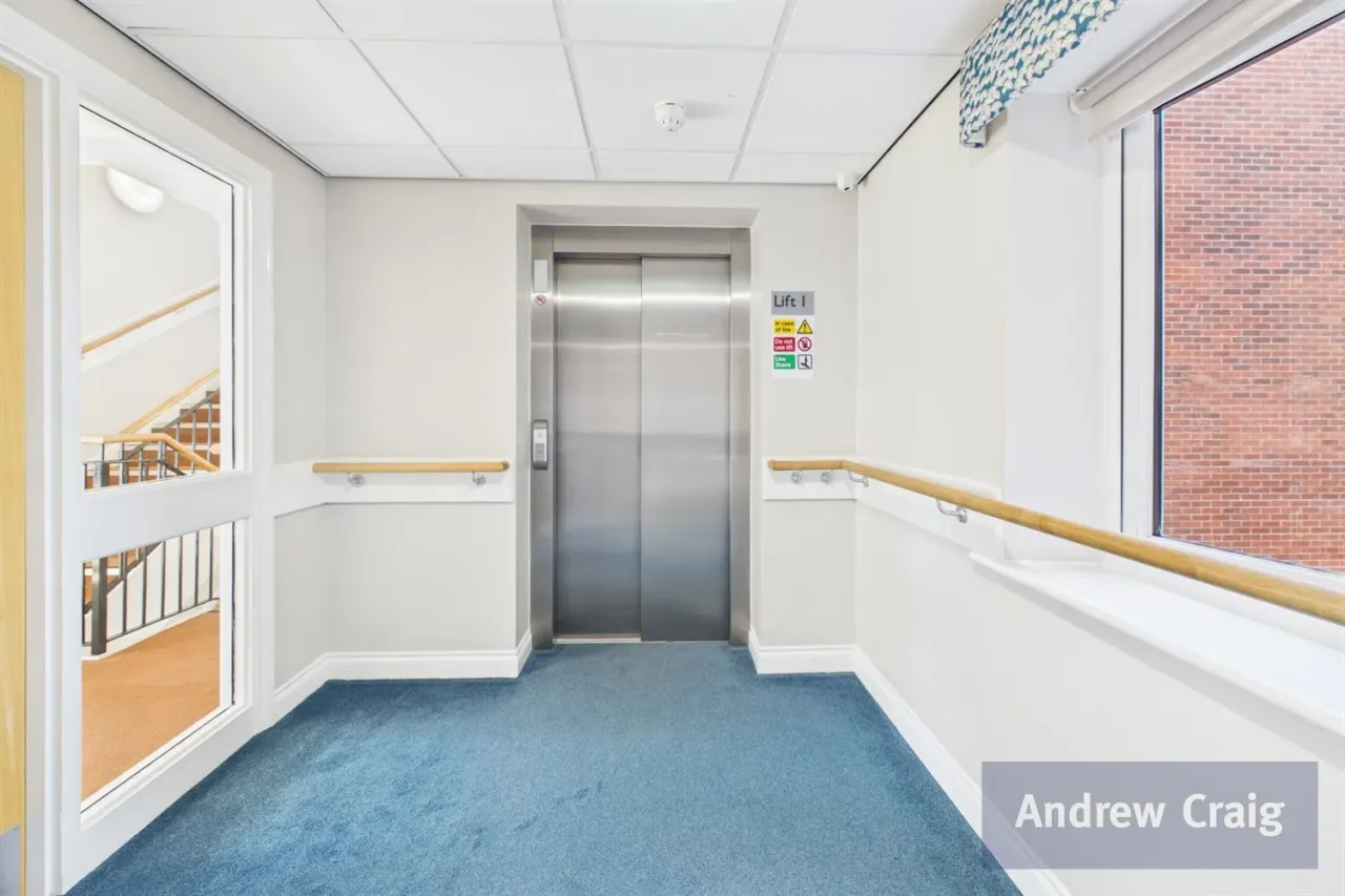 Dovecote Meadow, Ford Estate, SR4, photo 11