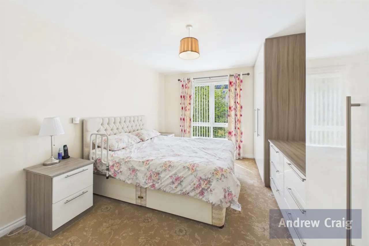 Dovecote Meadow, Ford Estate, SR4, photo 6