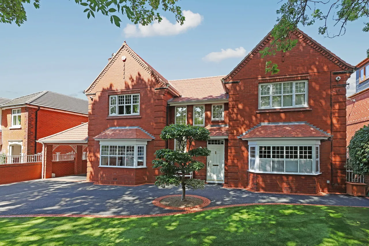 4 bed house for sale, High Street, Thurnscoe, S63