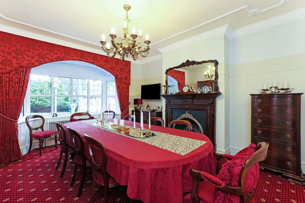 High Street, Thurnscoe, S63, photo 8