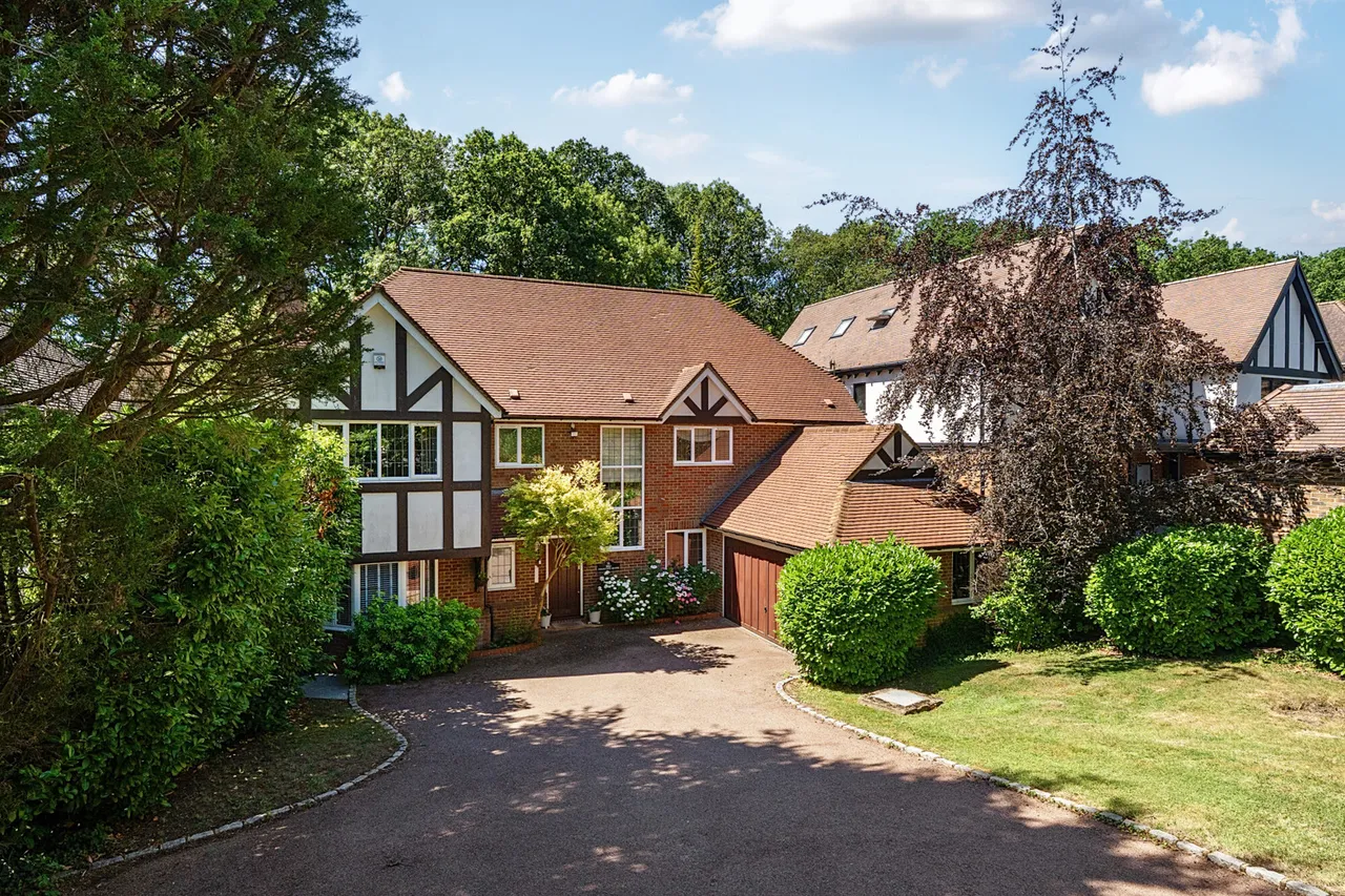 Fulmer Drive, Gerrards Cross, SL9, photo 46