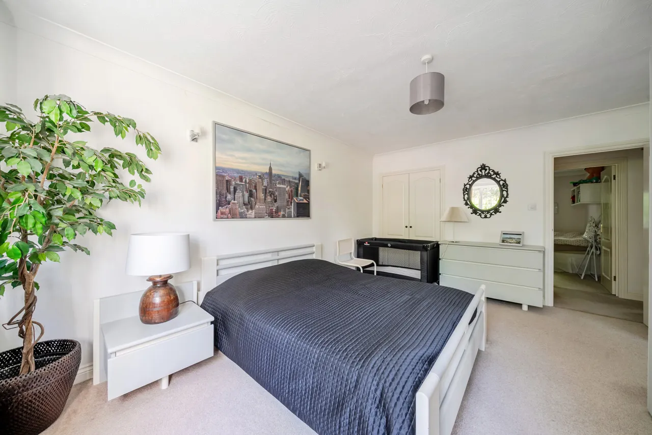 Fulmer Drive, Gerrards Cross, SL9, photo 28