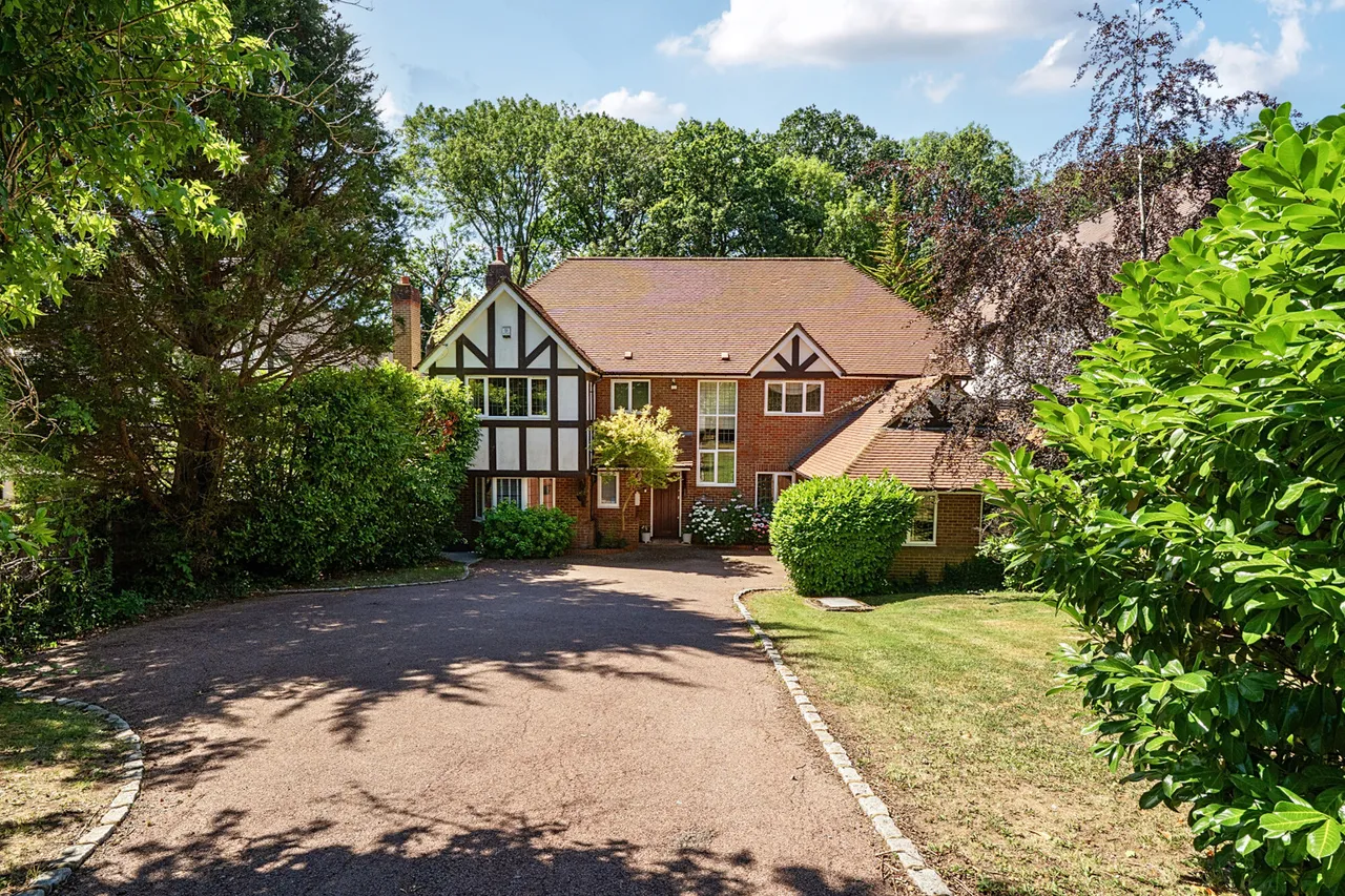 Fulmer Drive, Gerrards Cross, SL9, photo 43