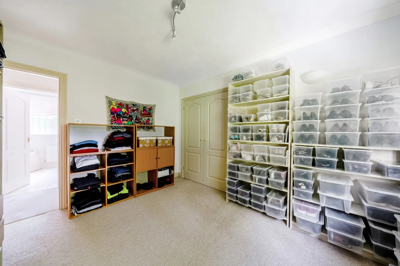 Fulmer Drive, Gerrards Cross, SL9, photo 14