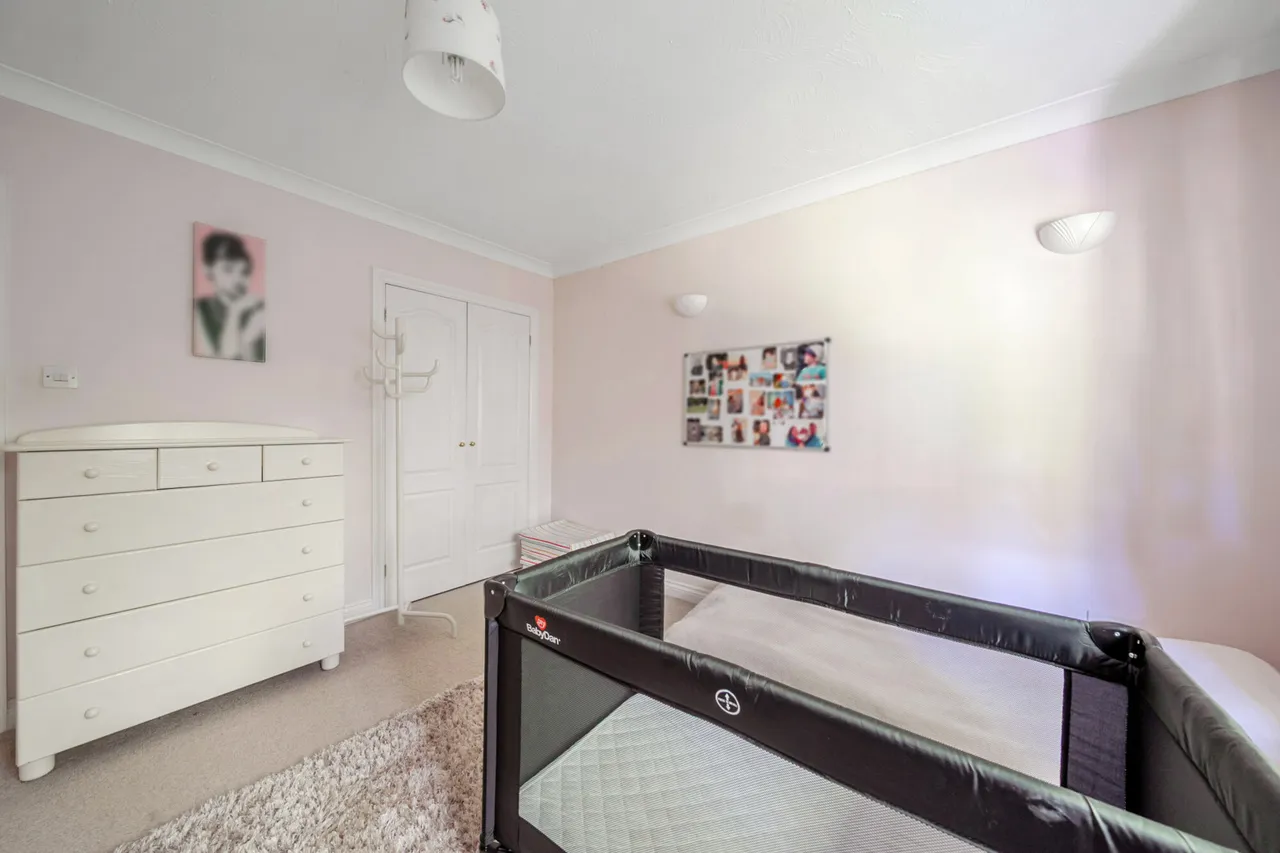 Fulmer Drive, Gerrards Cross, SL9, photo 30