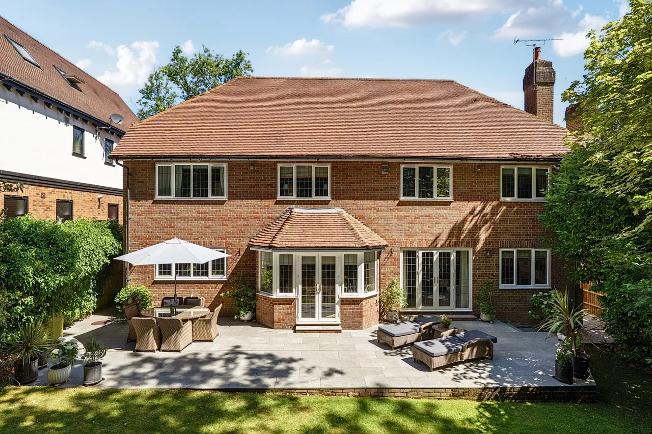 Fulmer Drive, Gerrards Cross, SL9, photo 44