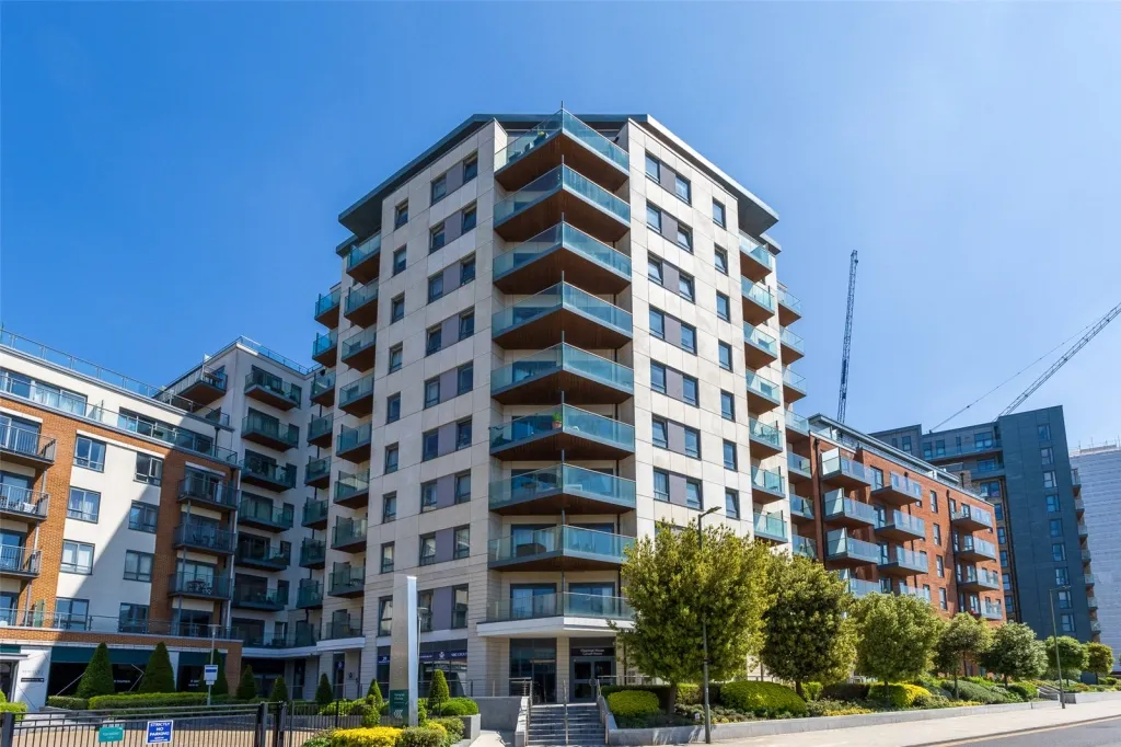 Aerodrome Road, Beaufort Park, NW9, photo 4