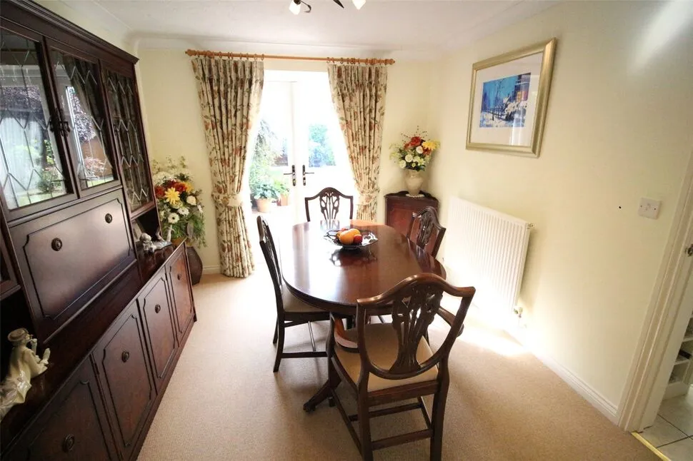 Vancouver Close, Orpington, BR6, photo 11