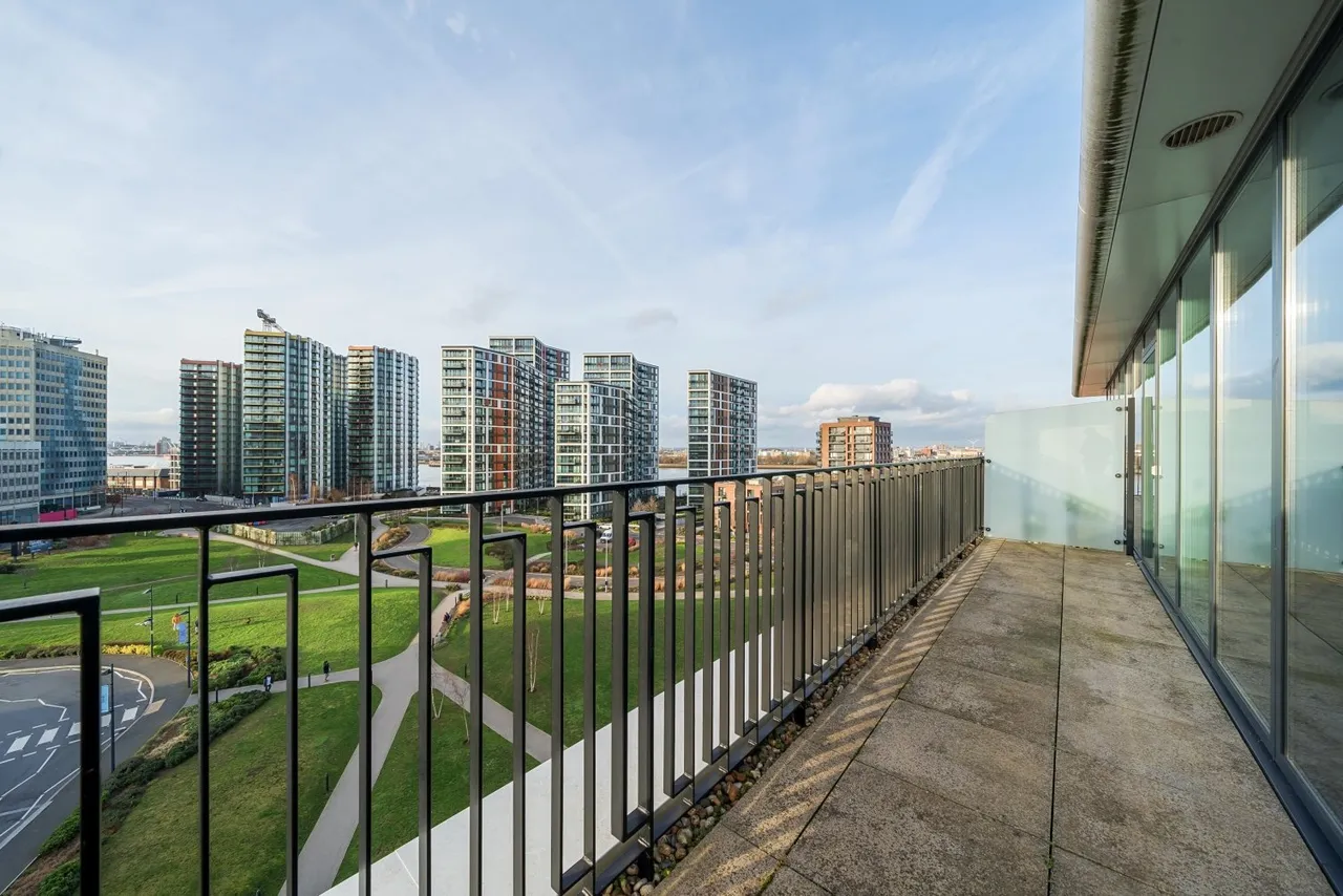 Thunderer Walk, Woolwich, SE18, photo 13