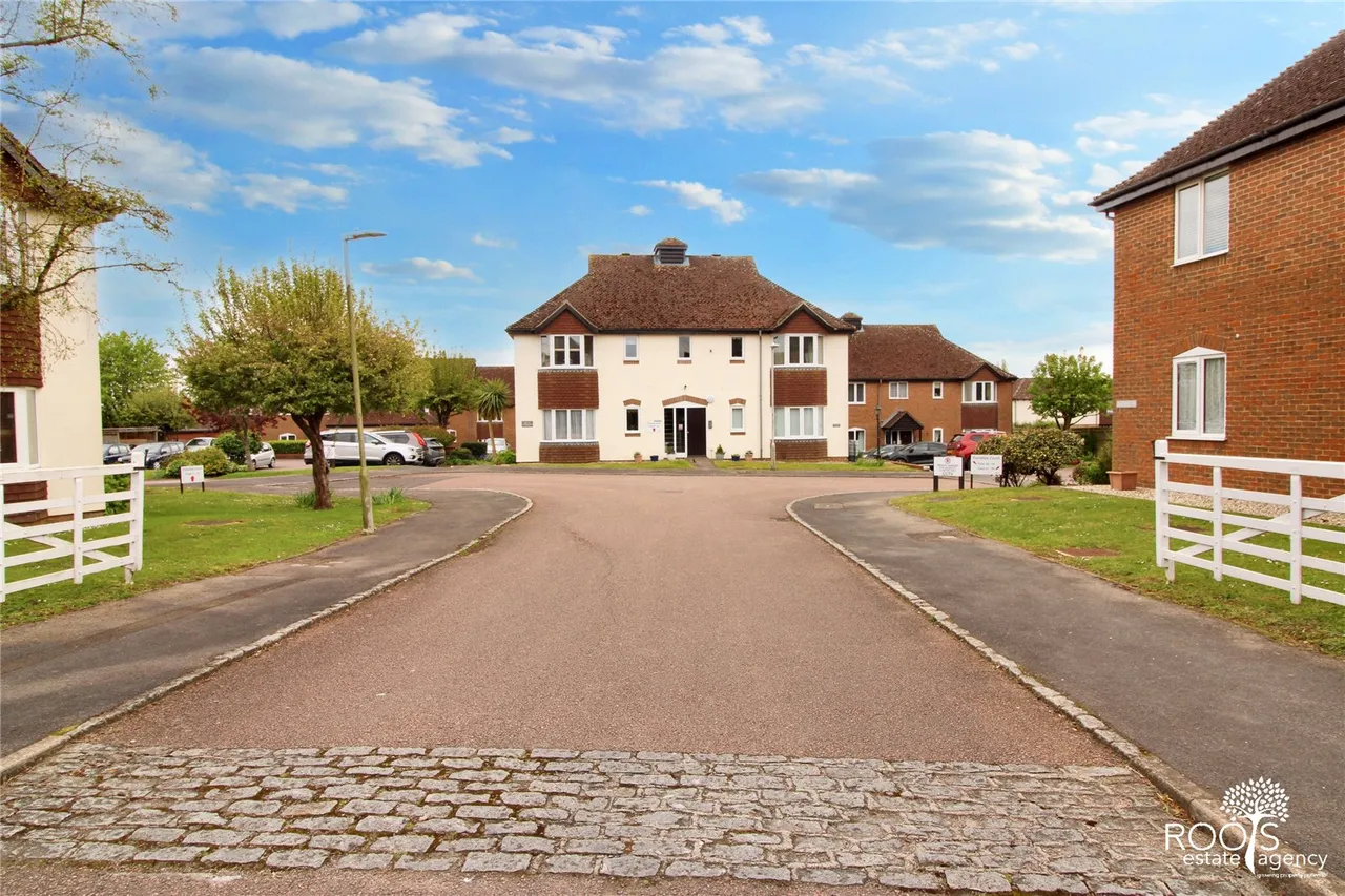 Thatcham, Berkshire, photo 7