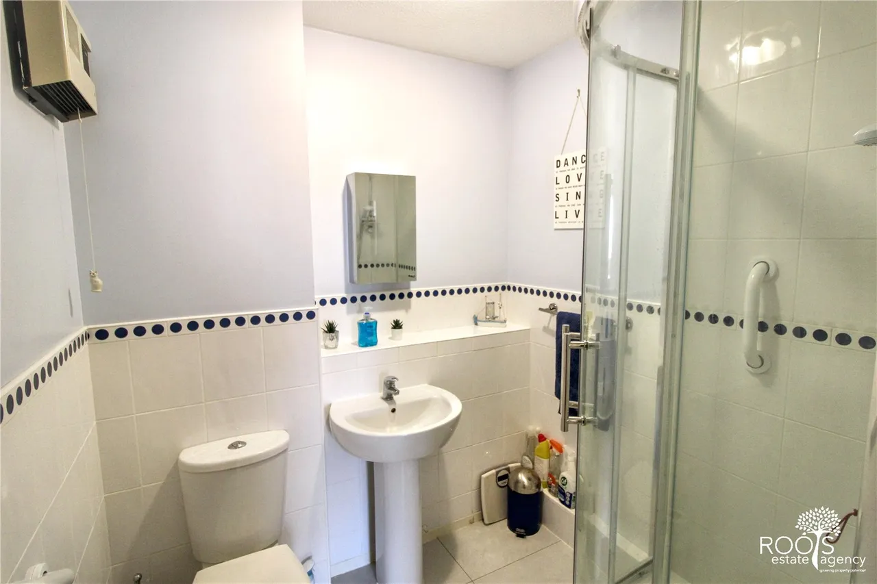 Thatcham, Berkshire, photo 6
