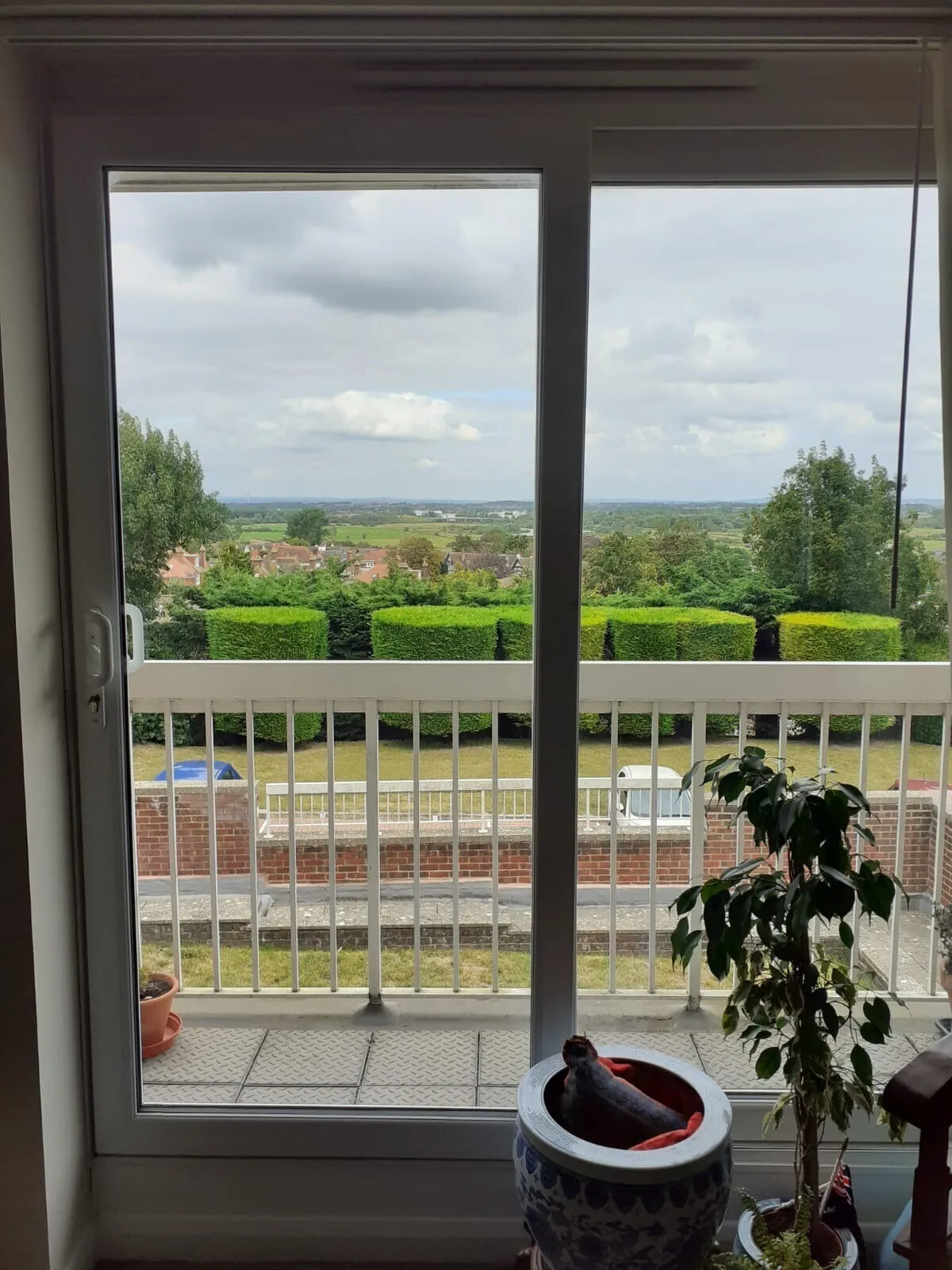 Carew Road, EASTBOURNE, photo 10