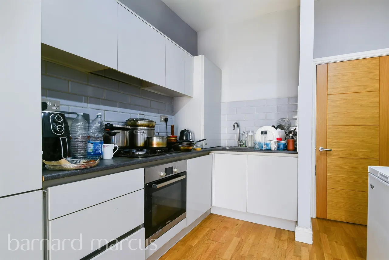 Whitworth Road, London, SE25, photo 2