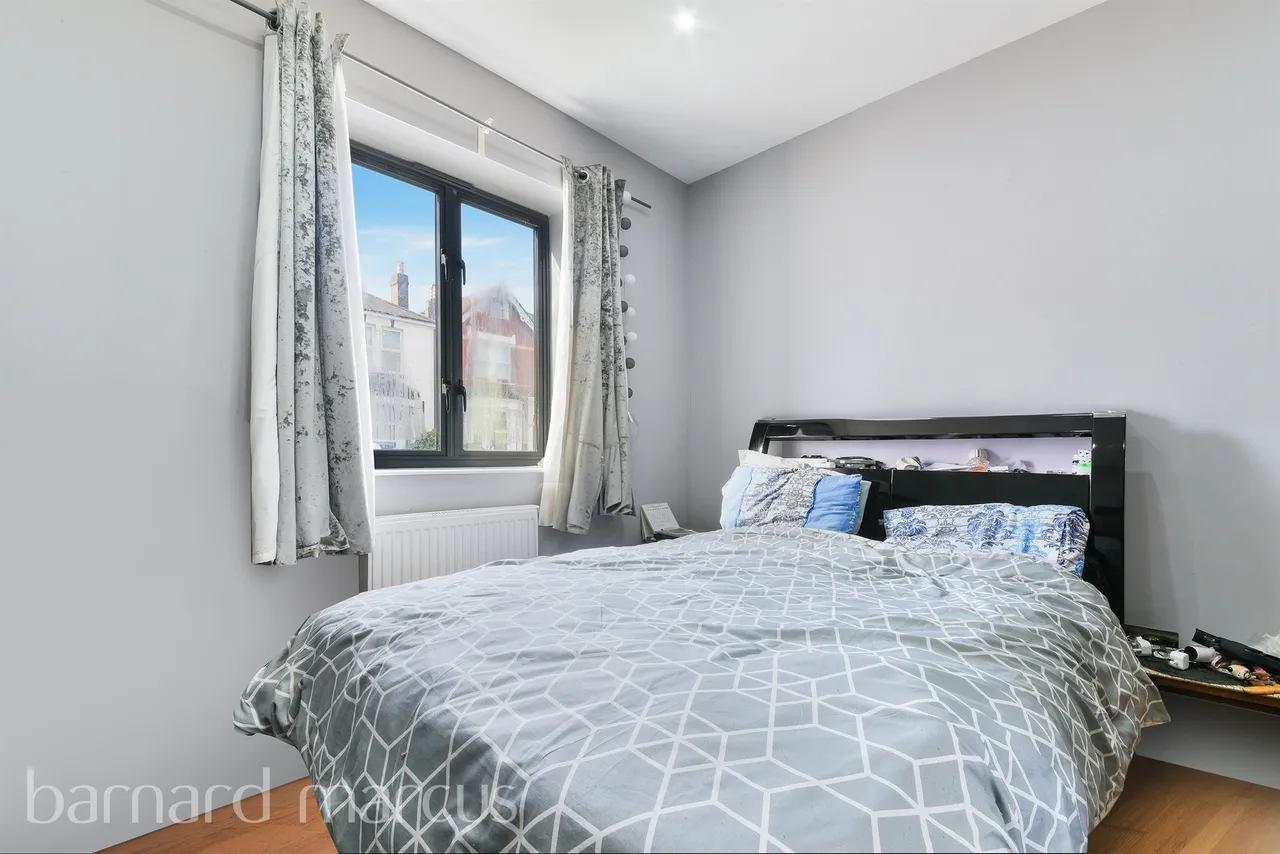 Whitworth Road, London, SE25, photo 7