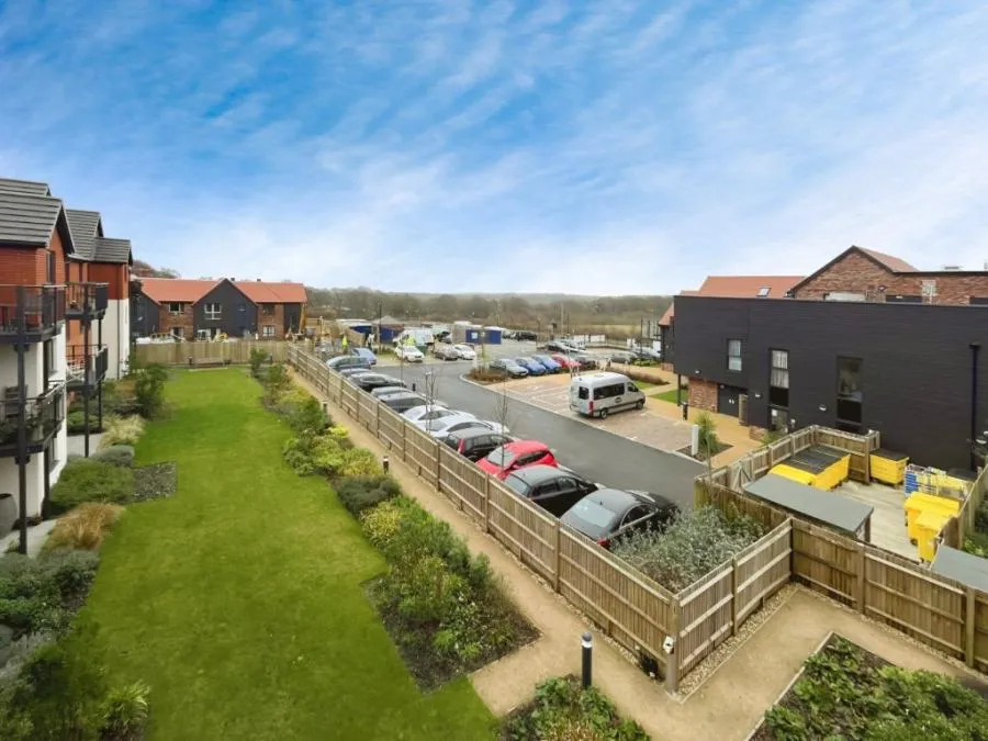 Shortwood Copse Lane, Basingstoke, RG23, photo 7
