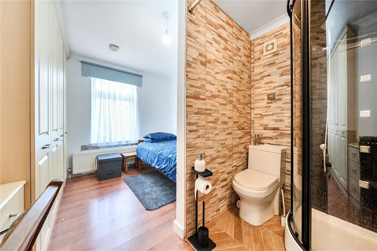 Buckingham Road, Ilford, IG1, photo 21