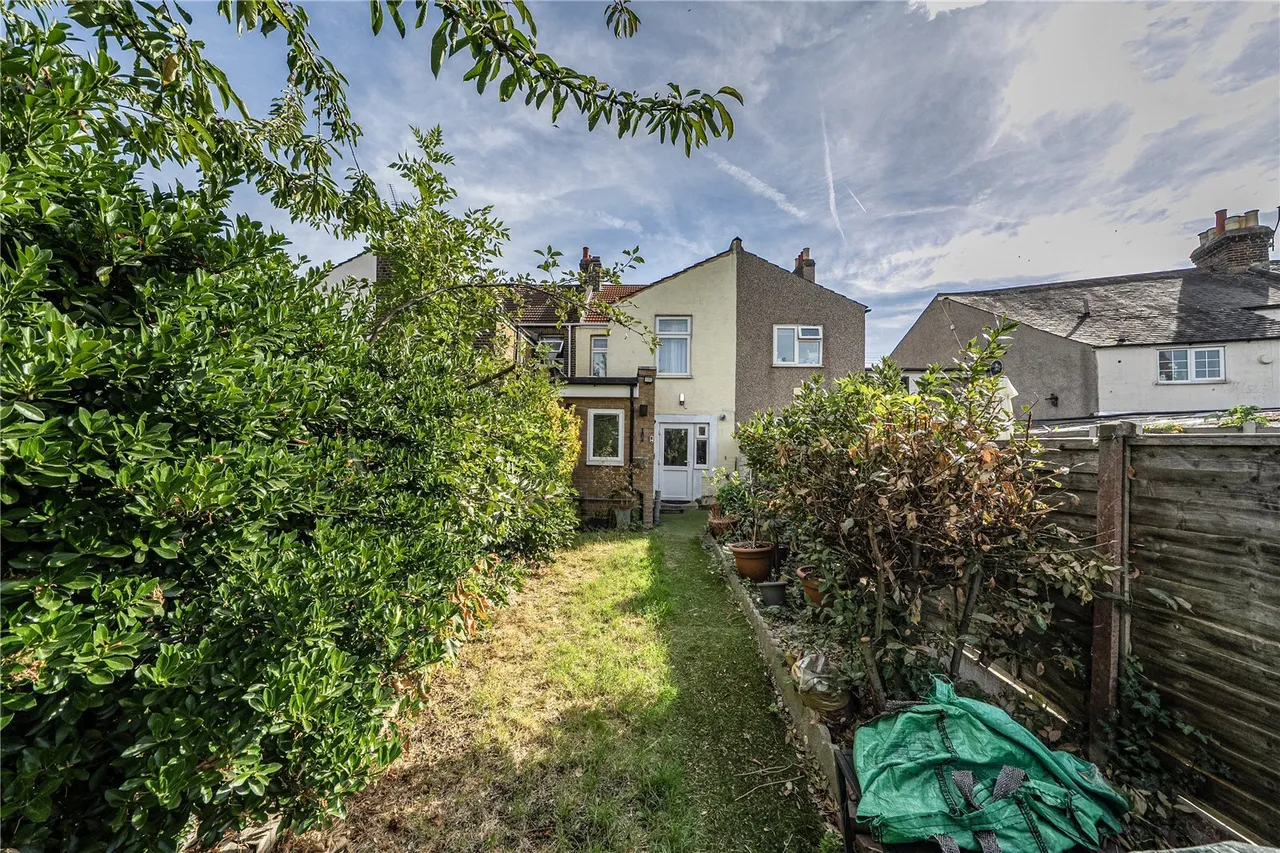Buckingham Road, Ilford, IG1, photo 25
