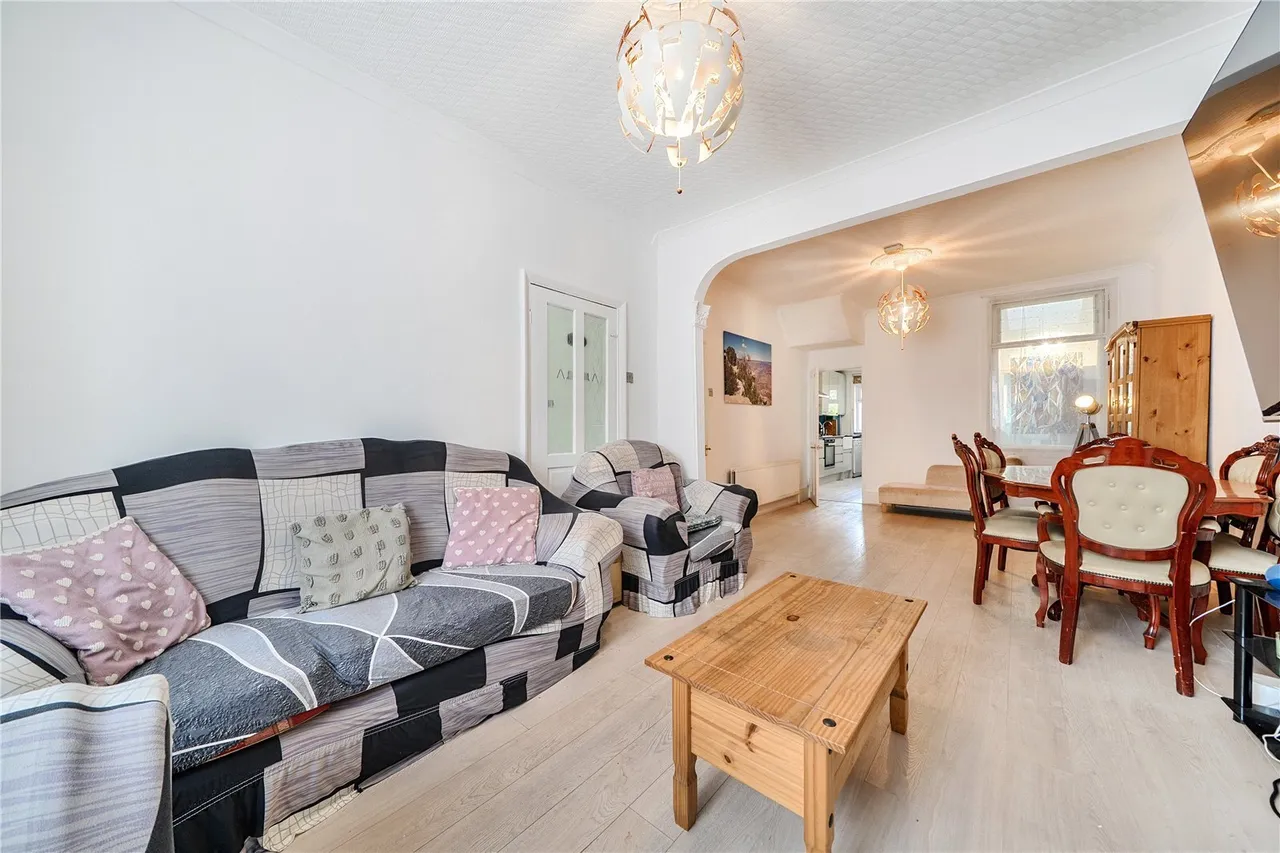 Buckingham Road, Ilford, IG1, photo 4