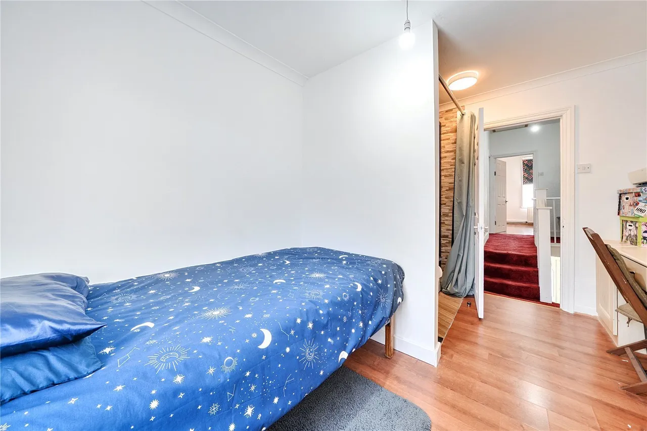 Buckingham Road, Ilford, IG1, photo 22
