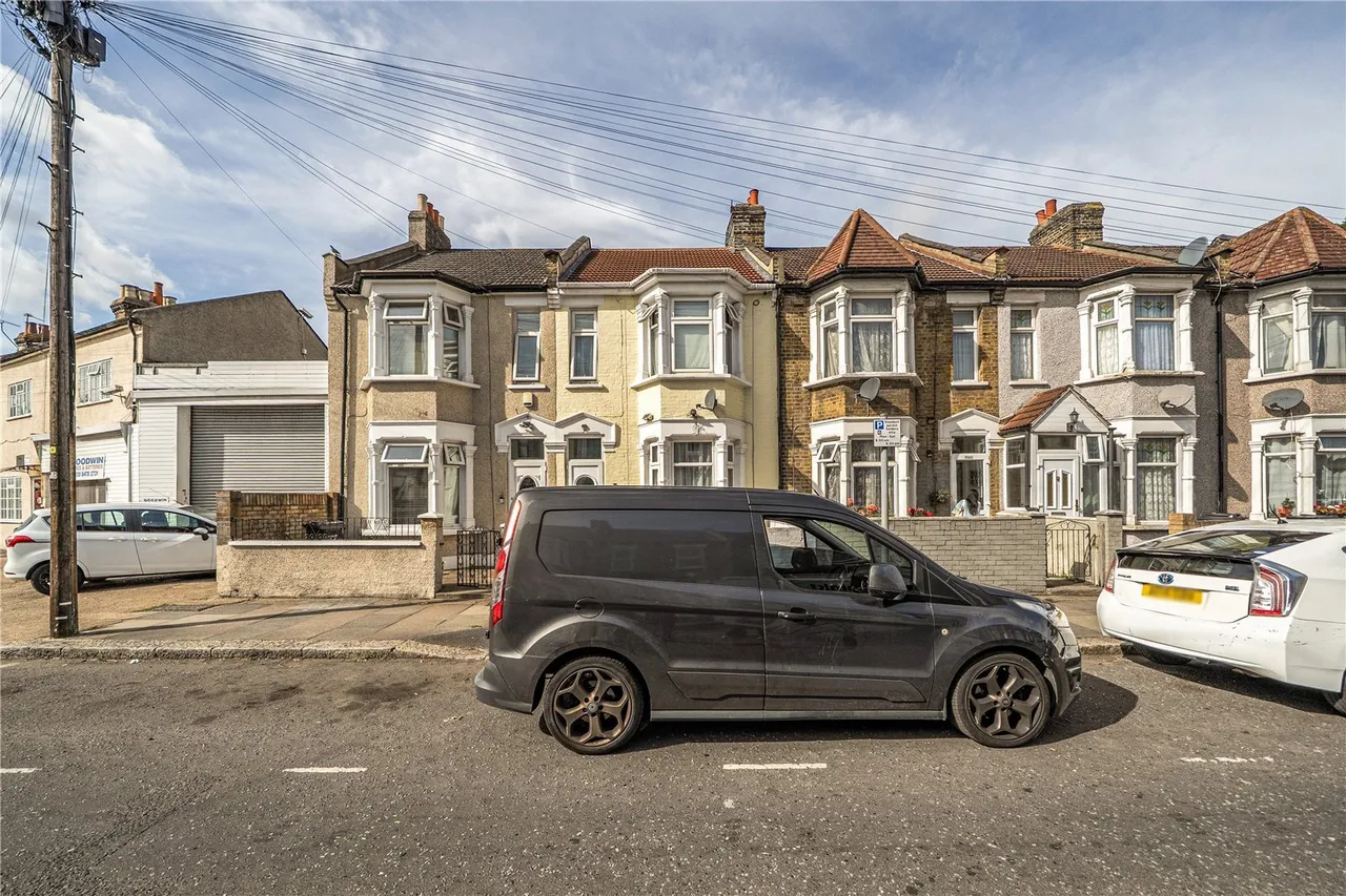 Buckingham Road, Ilford, IG1, photo 28