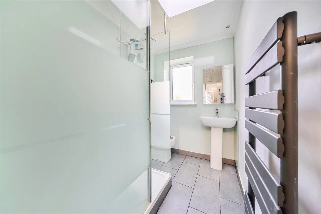 Buckingham Road, Ilford, IG1, photo 14
