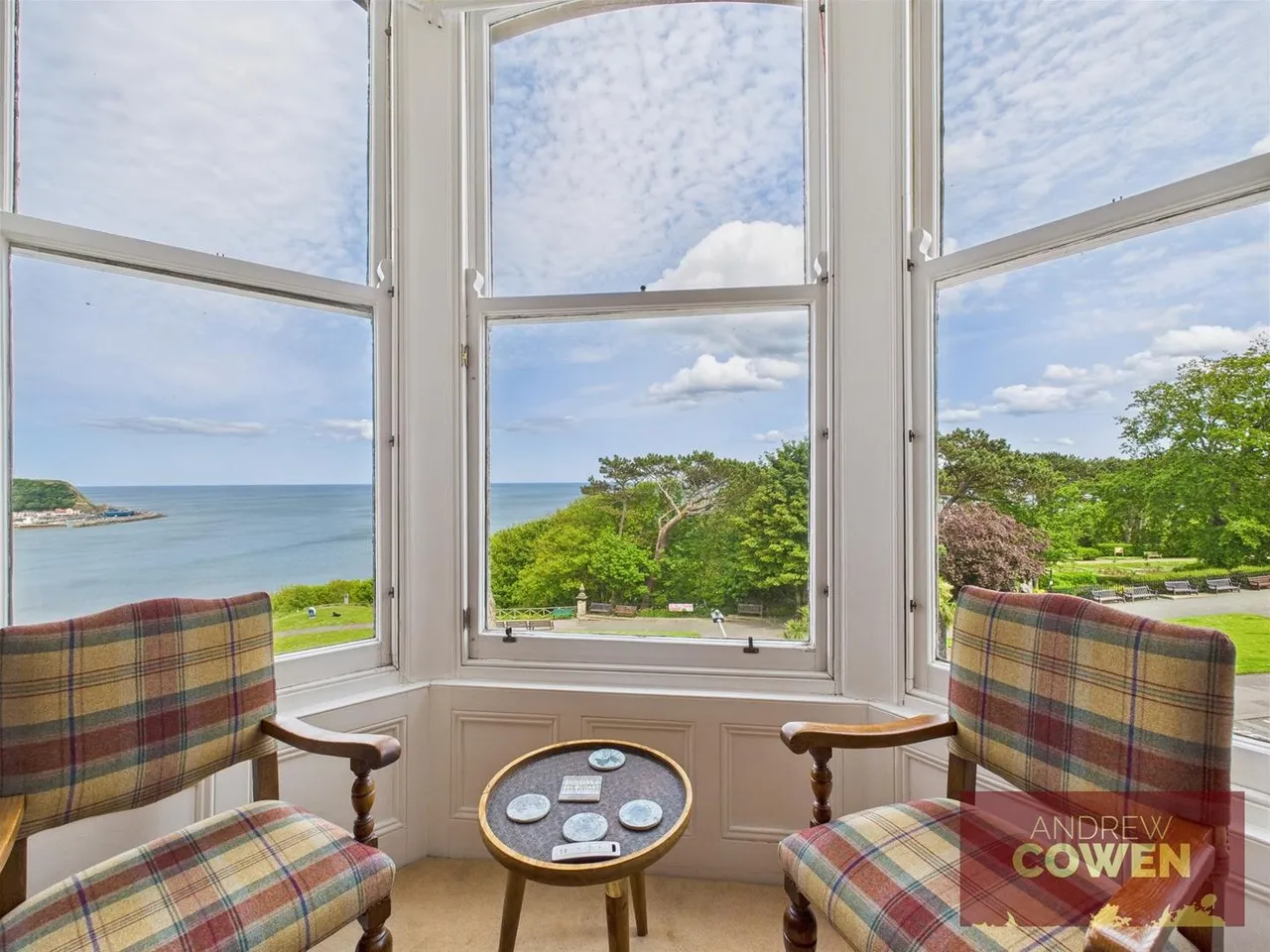 1 bed flat for sale — Esplanade, Scarborough YO11 2AY