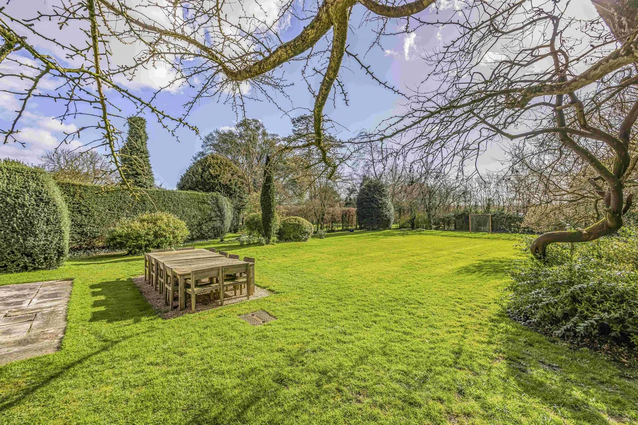 Denmead, Hampshire, photo 33