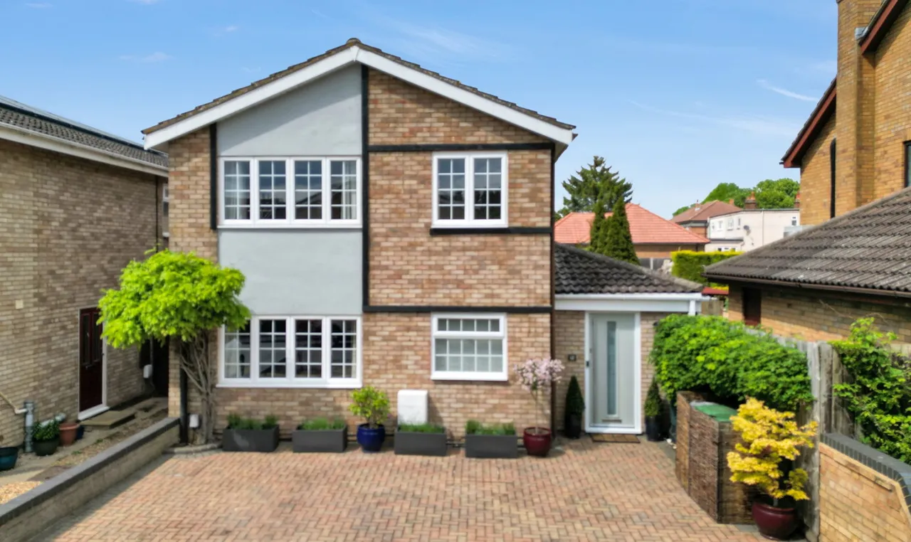 Swanbourne Close, Biggleswade, SG18, photo 4