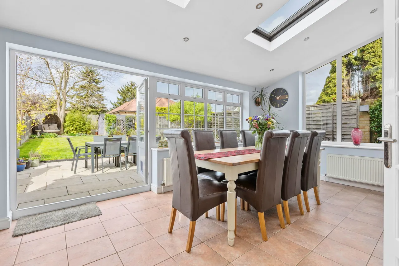 Swanbourne Close, Biggleswade, SG18, photo 2