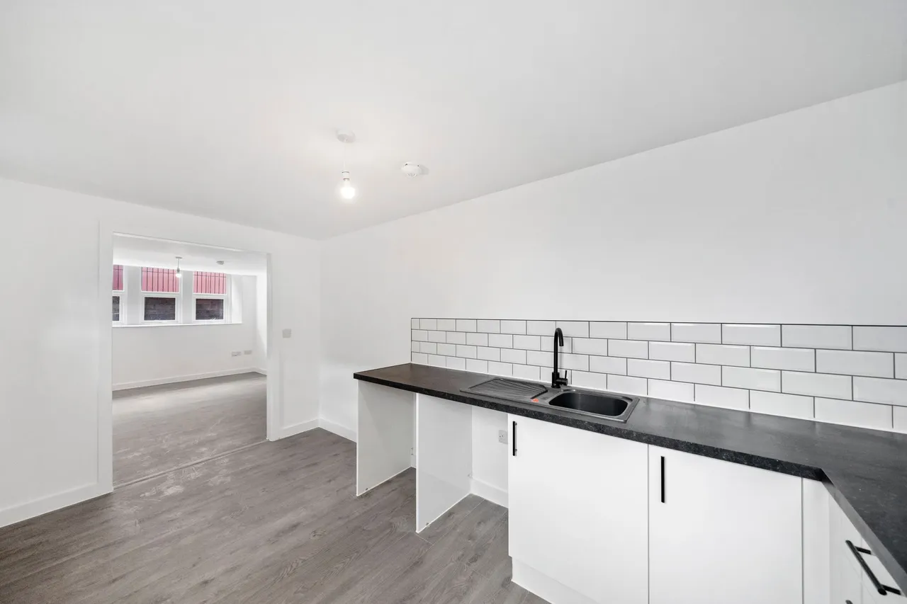 Railway Road, Leigh, WN7, photo 2