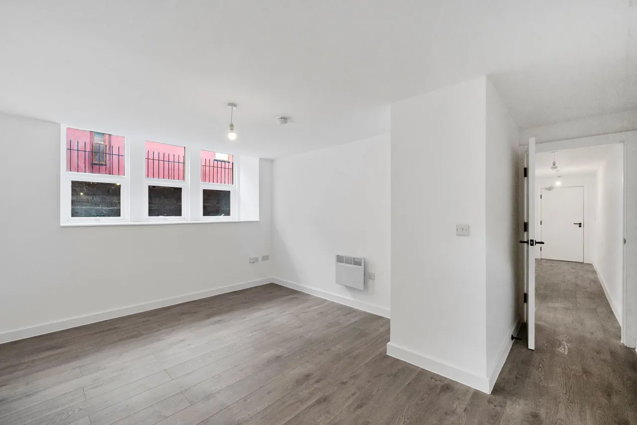 Railway Road, Leigh, WN7, photo 5