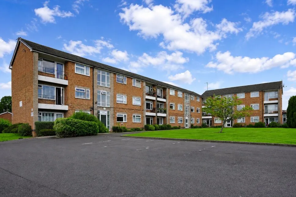 2 bed flat for sale — Barrowfield Lane, Kenilworth, Warwickshire, CV8