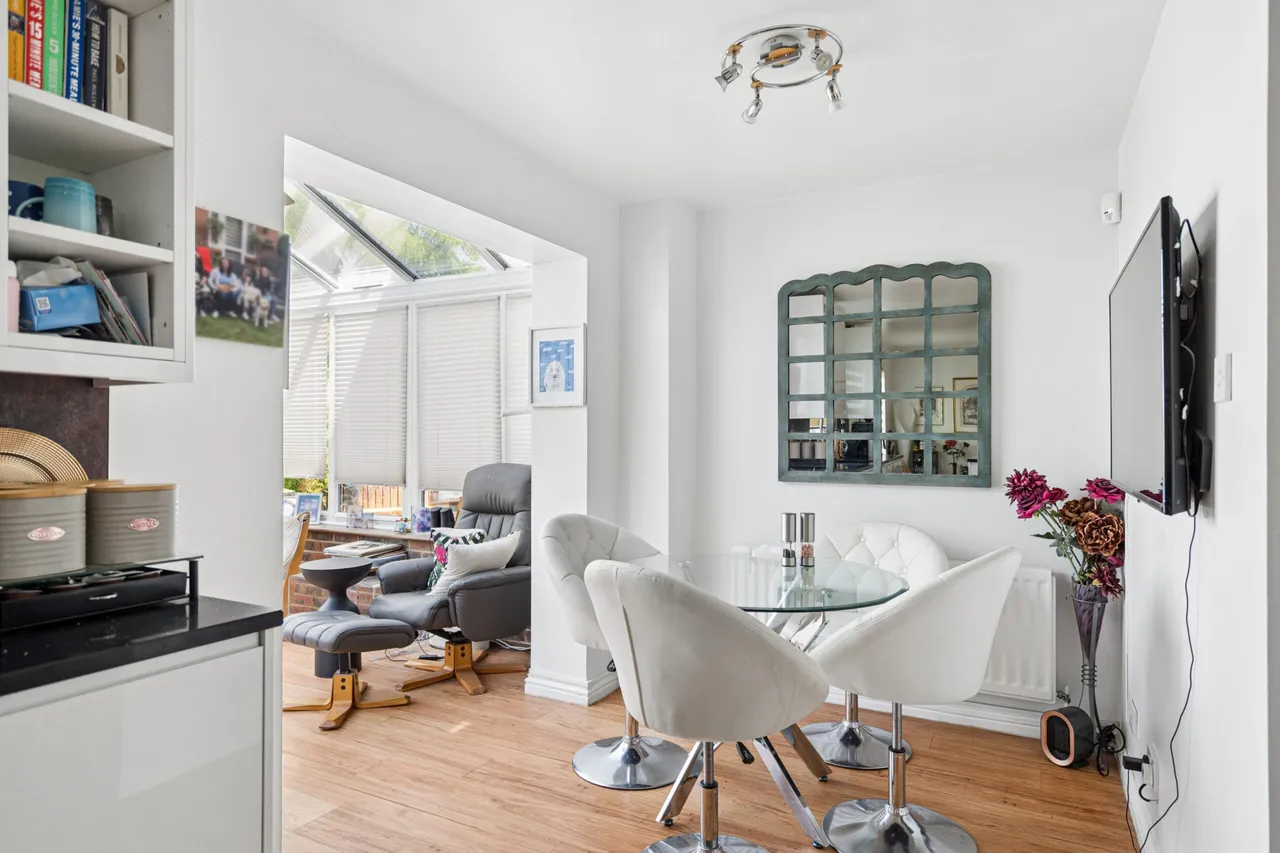 Carew Way, Watford, Watford, WD19 5BG, photo 9