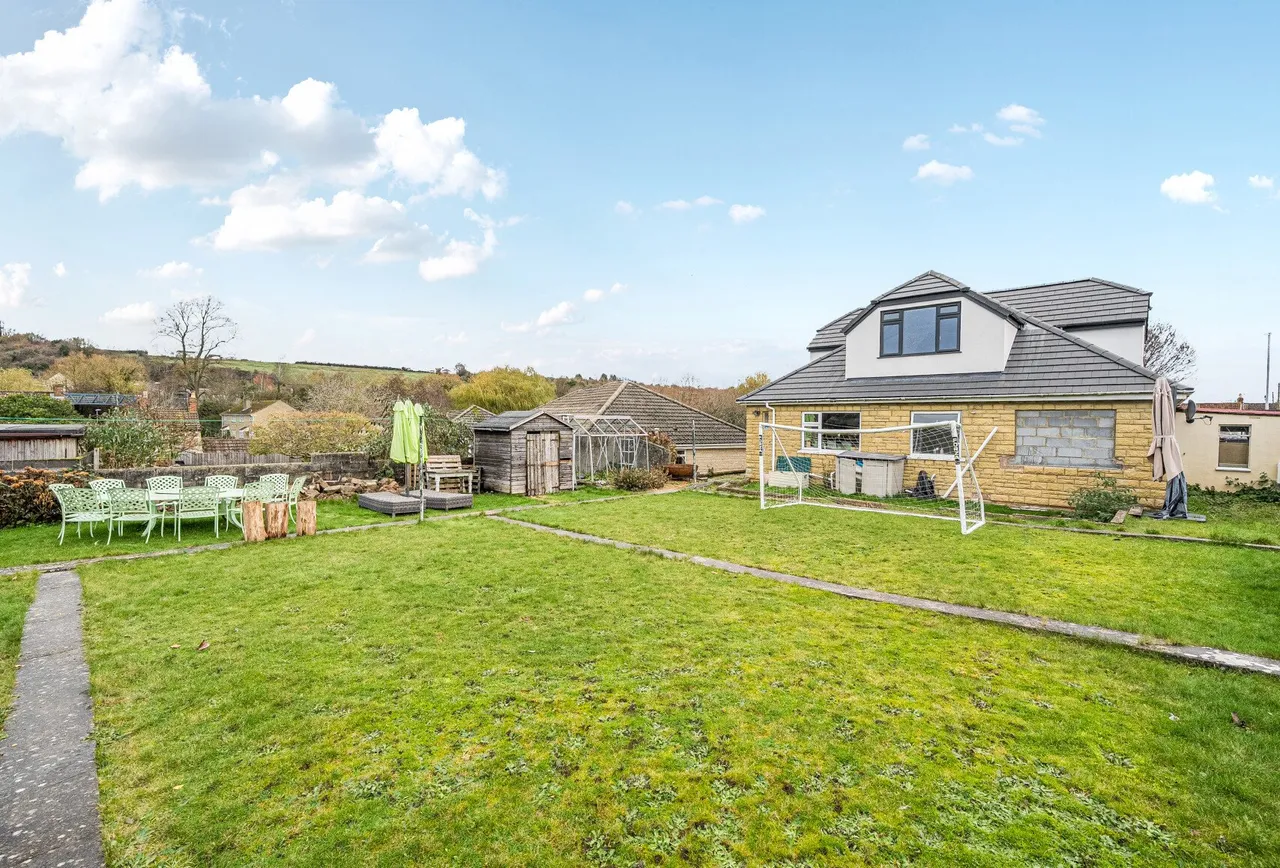 Welton Vale, Somerset, Midsomer Norton, BA3 2BG, photo 8