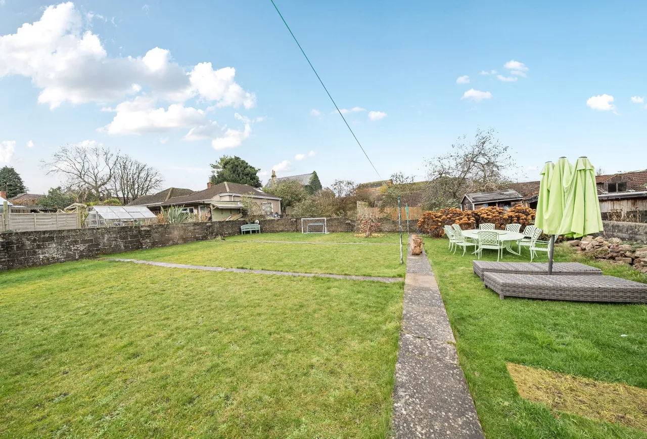 Welton Vale, Somerset, Midsomer Norton, BA3 2BG, photo 12