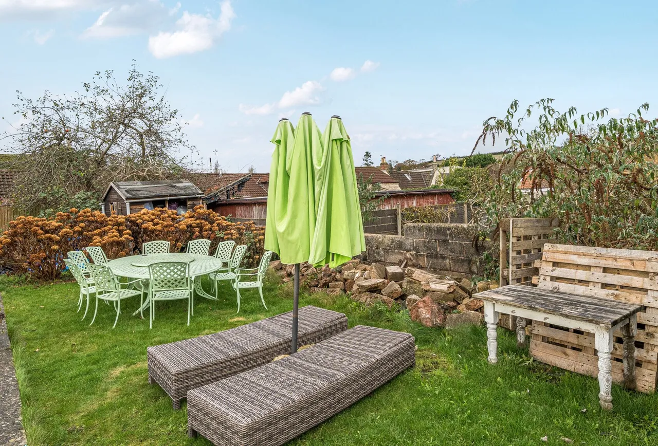 Welton Vale, Somerset, Midsomer Norton, BA3 2BG, photo 16