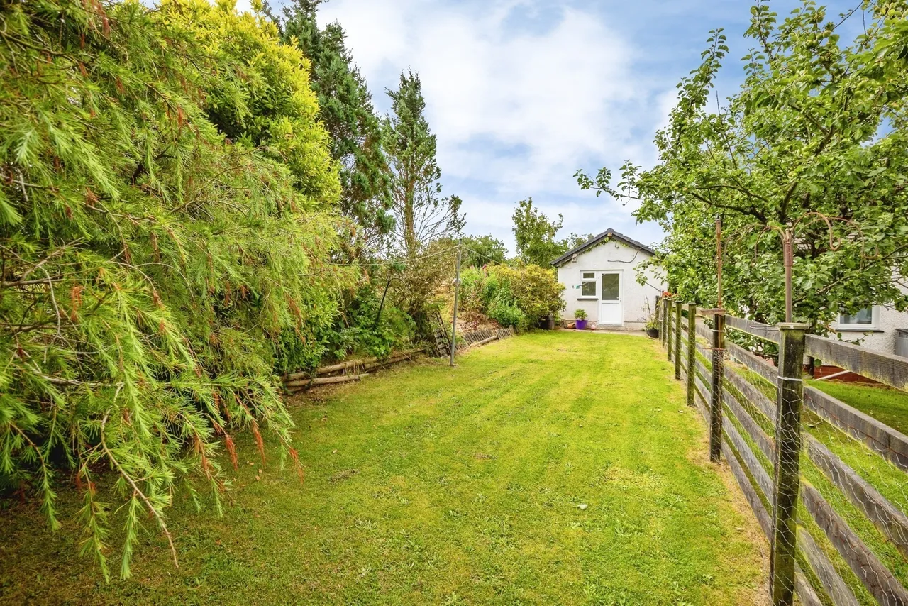 Dihewyd, Lampeter, SA48, photo 17