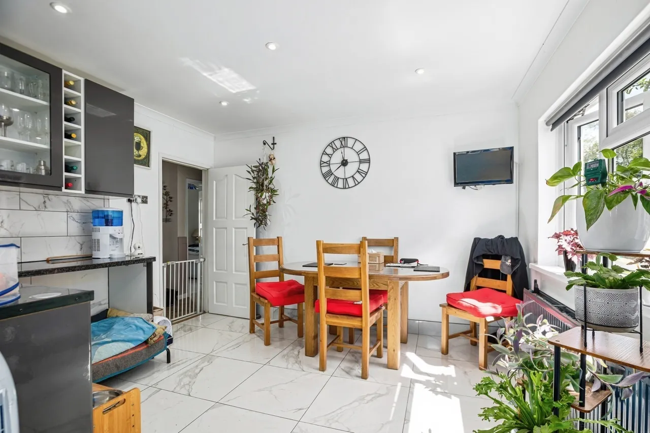 Dihewyd, Lampeter, SA48, photo 5