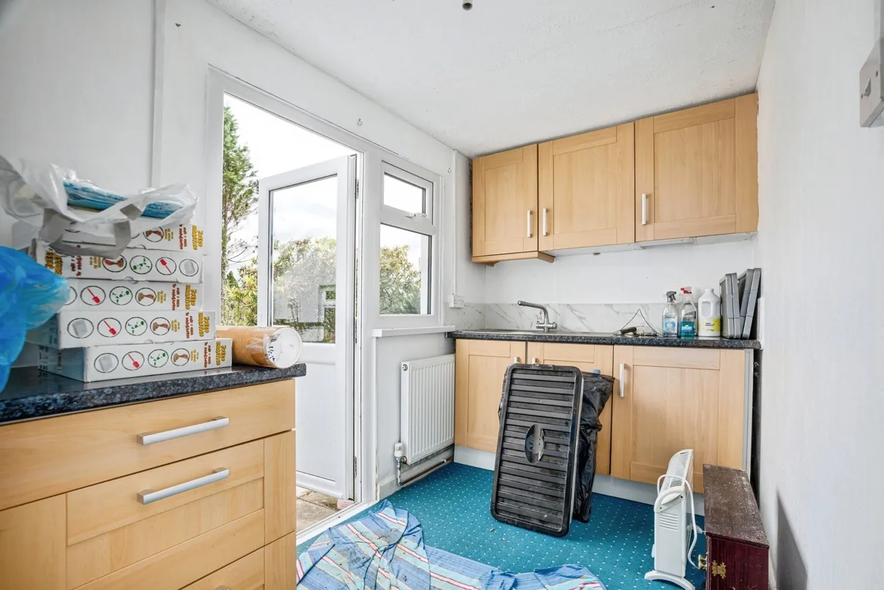 Dihewyd, Lampeter, SA48, photo 18