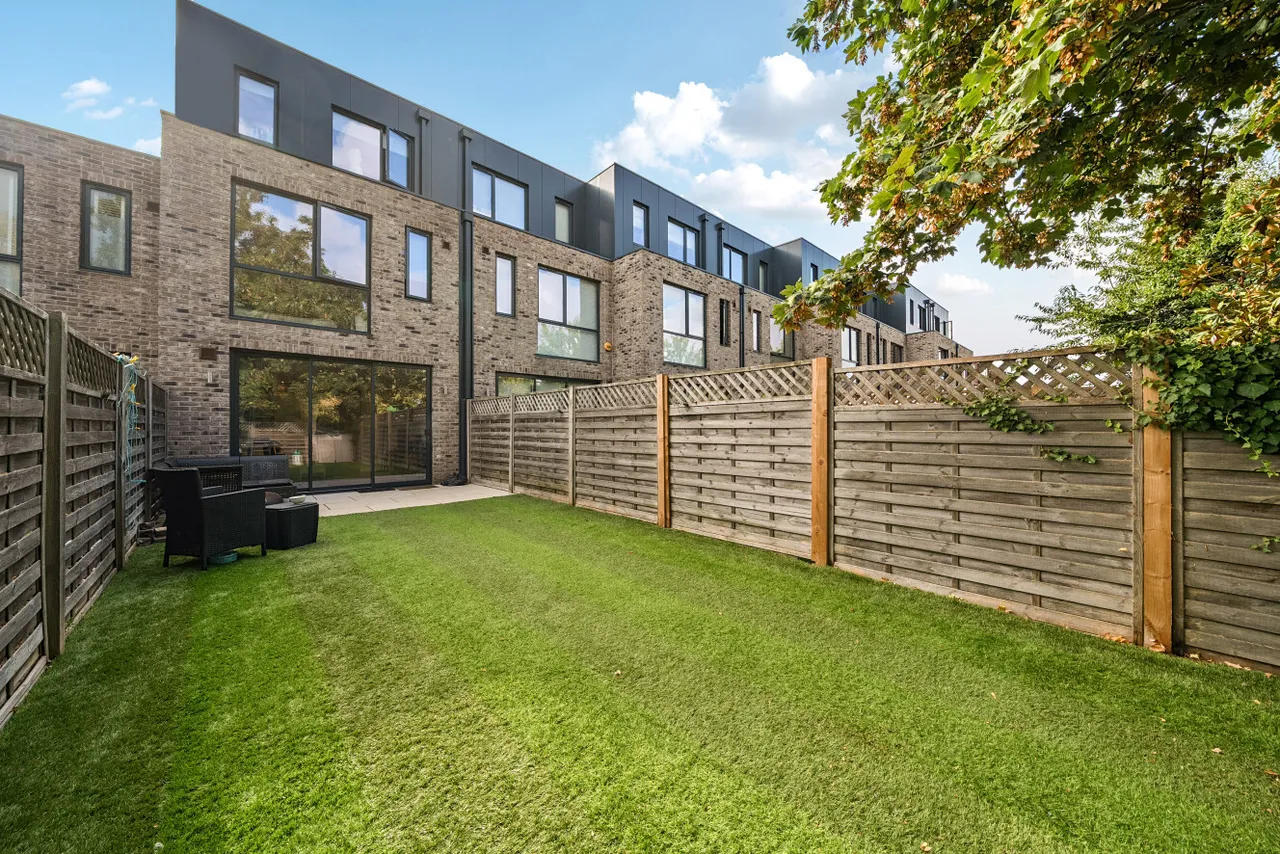 Woodland Way, Mitcham, CR4, photo 3