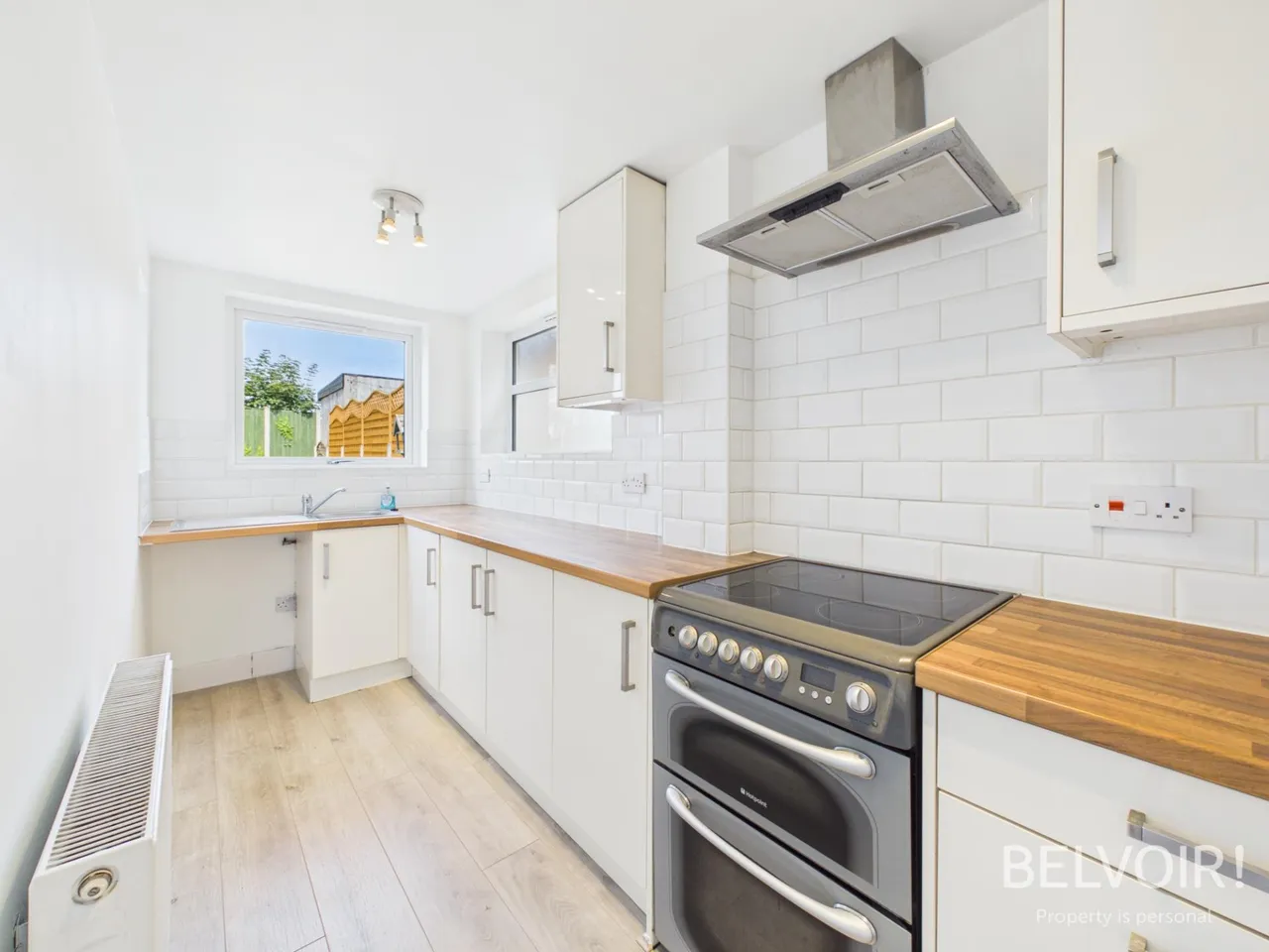 Mayfair Avenue, Bowring Park, L14, photo 7