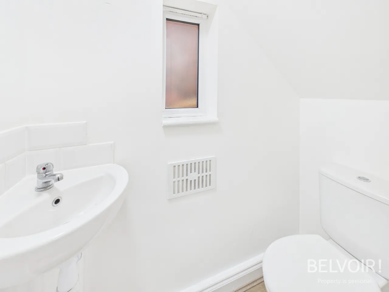 Mayfair Avenue, Bowring Park, L14, photo 8