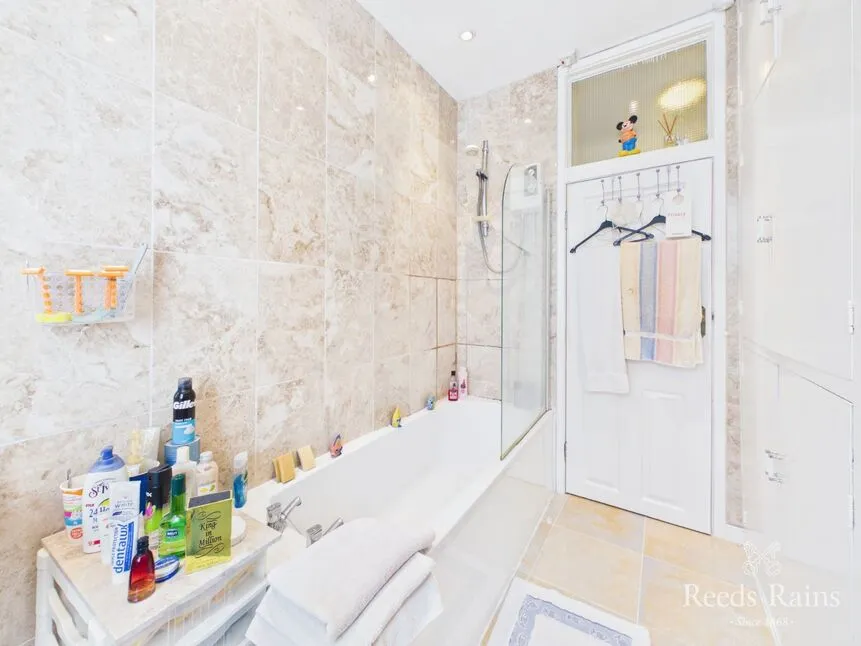 Ramshill Road, Scarborough, YO11, photo 11