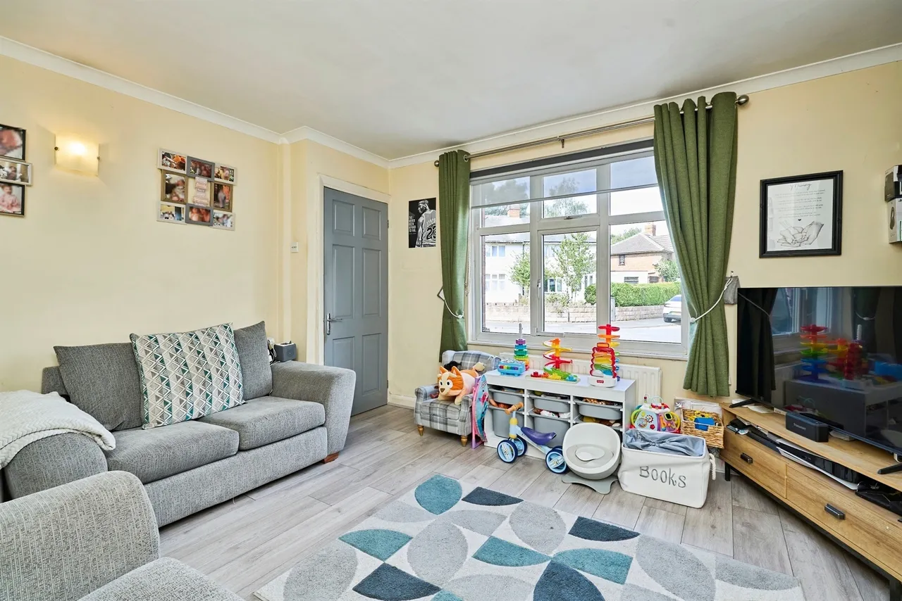 Dickinson Drive, Walsall, WS2, photo 4