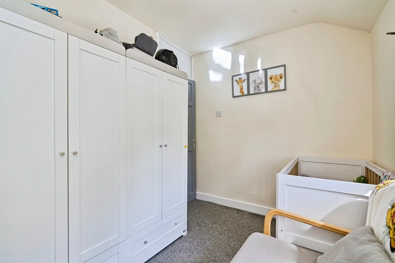 Dickinson Drive, Walsall, WS2, photo 11