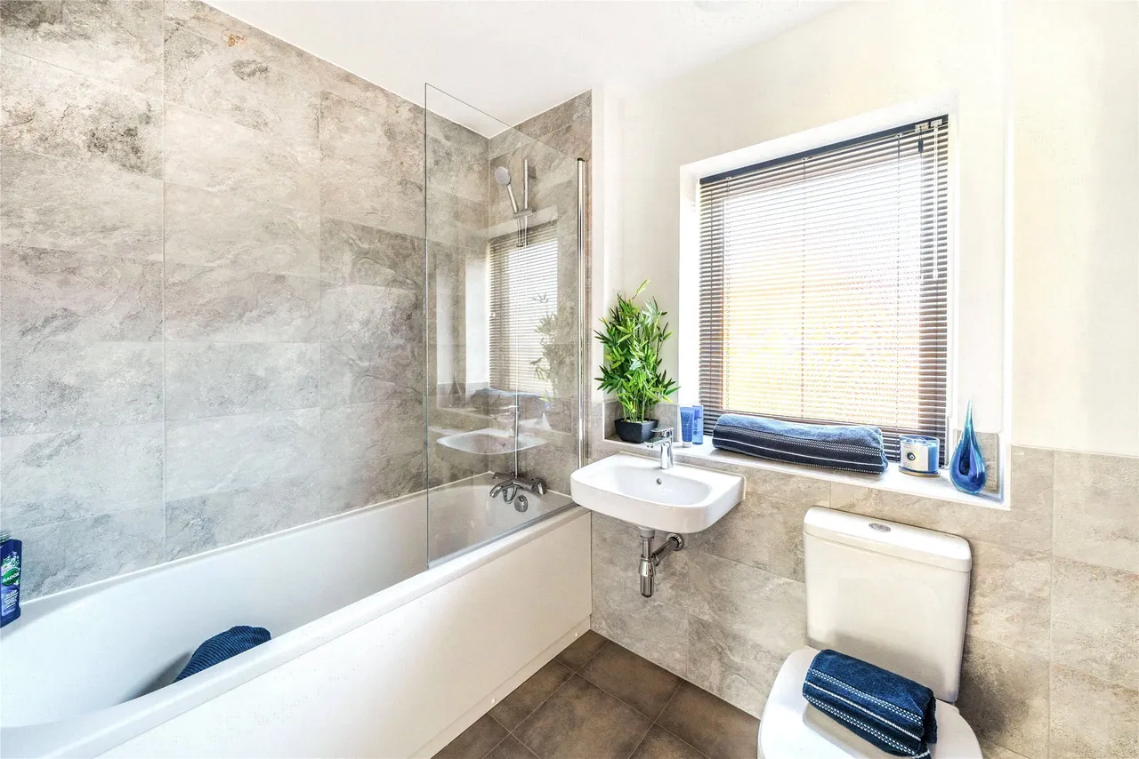 Plot 6, The Kingston, Gloucestershire, Stone Crescent, GL51 8DP, photo 12